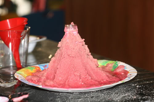 volcano experiment for preschoolers
