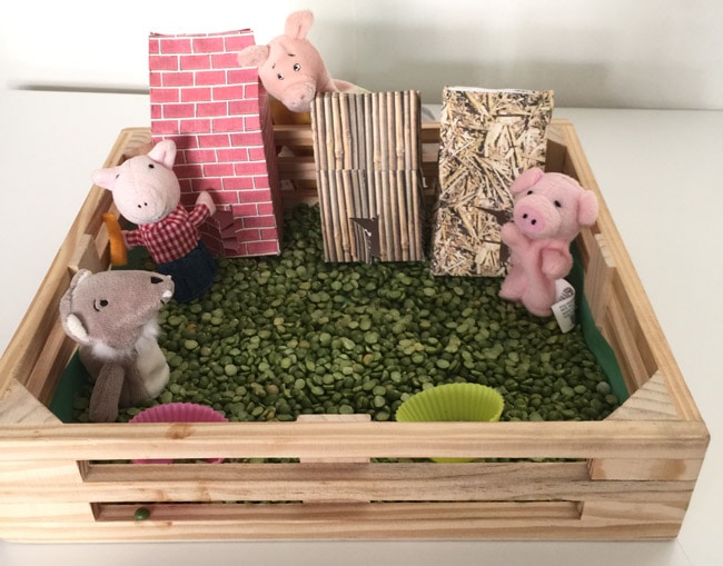 Three little pigs story time fun for children and toddlers to re-enact the story