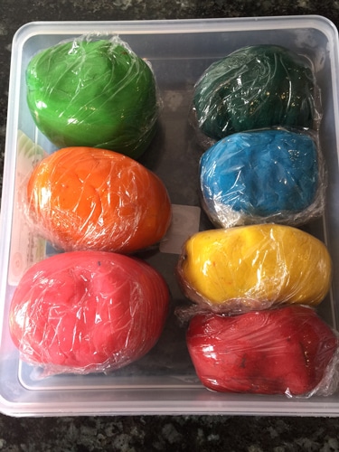 storing play dough