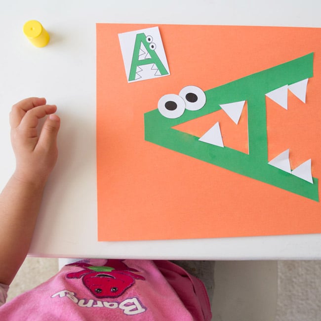 Learn the ABC Alphabet with color letters stamps for Toddlers - abc song 