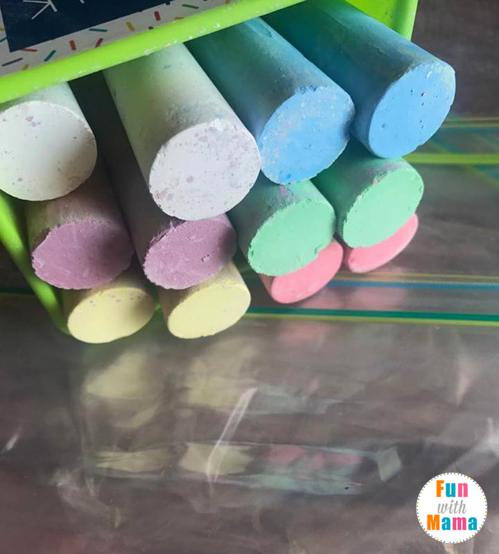 Super Easy Sidewalk Chalk Paint Play Recipe