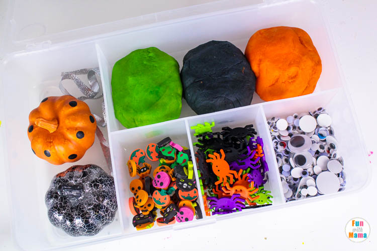 Halloween sensory box 