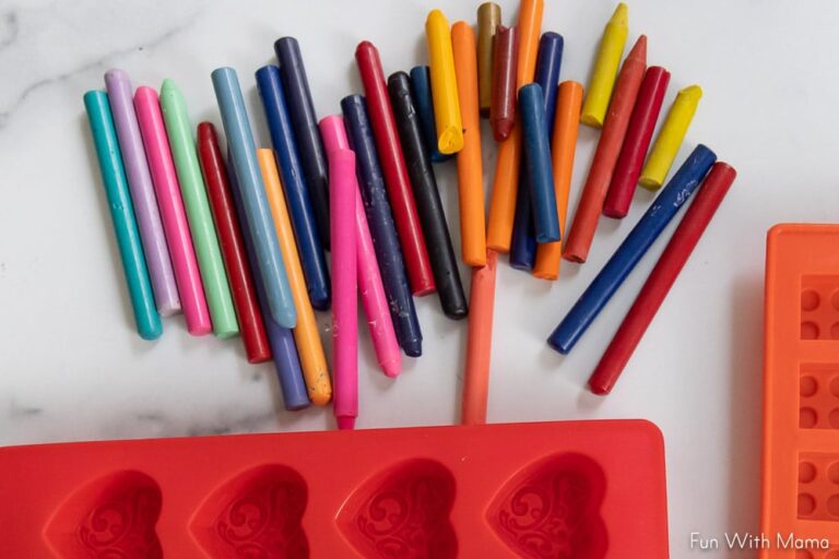Melting Crayons The Easy Way the easy way! Fun with Mama