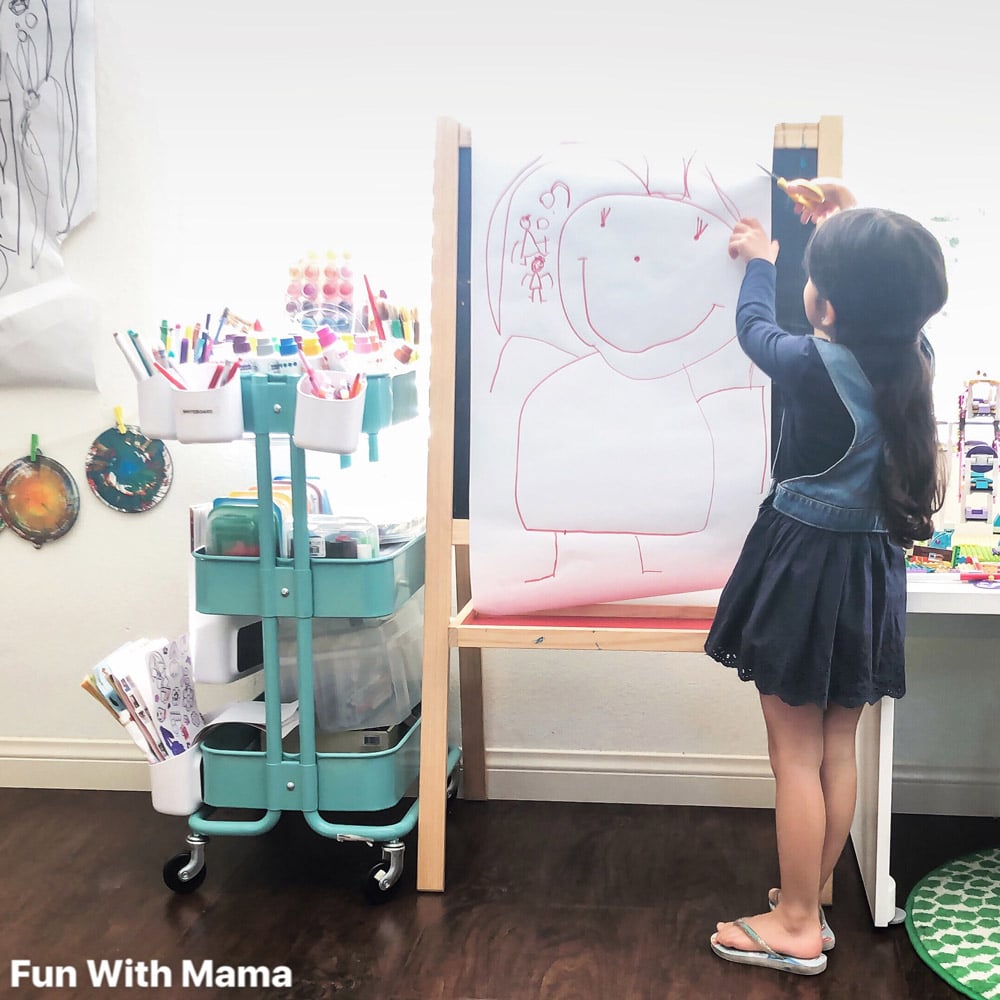 toddler creating art
