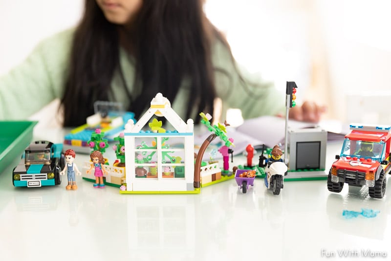 building lego sets for kids